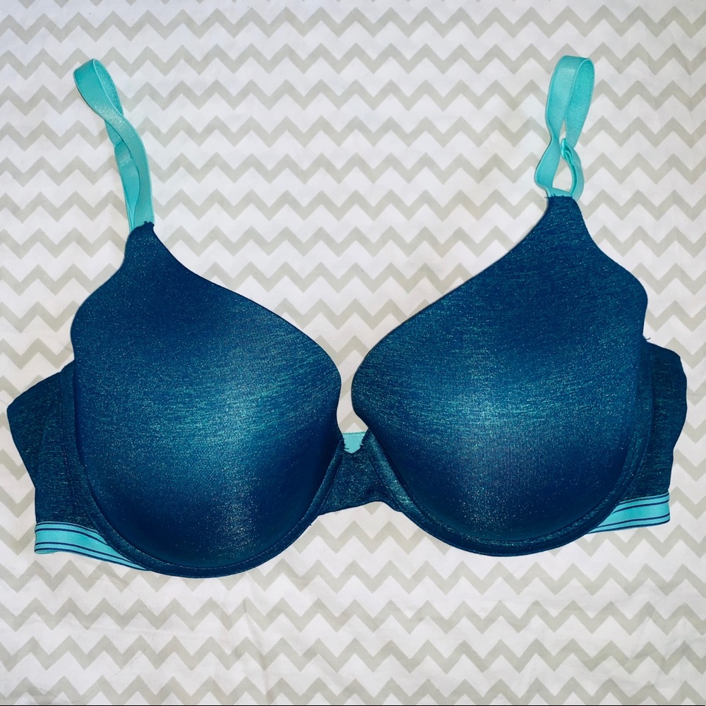 Victoria’s Secret T-shirt Bra